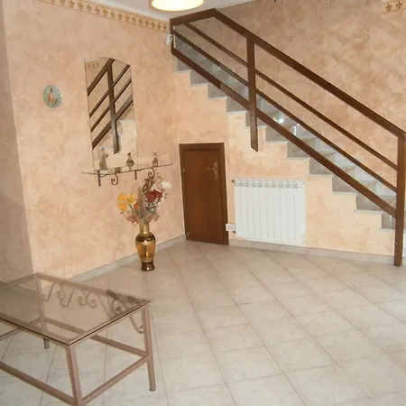 Kalura Apartment